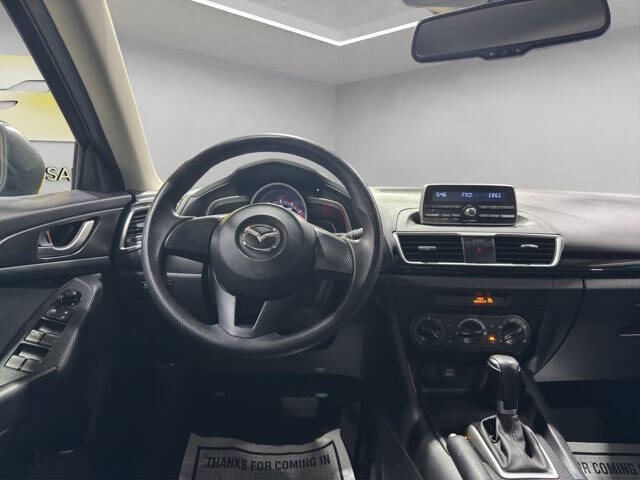 2015 Mazda MAZDA3 i SV