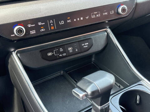 2025 Kia Carnival EX