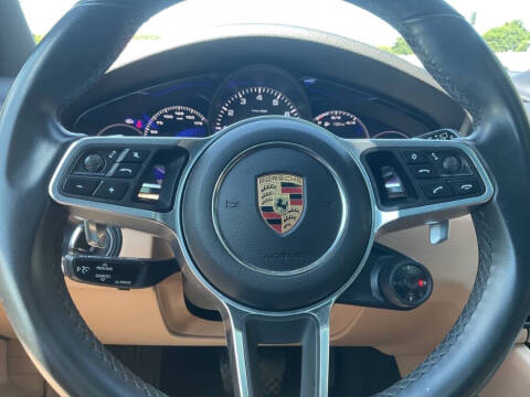 2019 Porsche Cayenne E-Hybrid