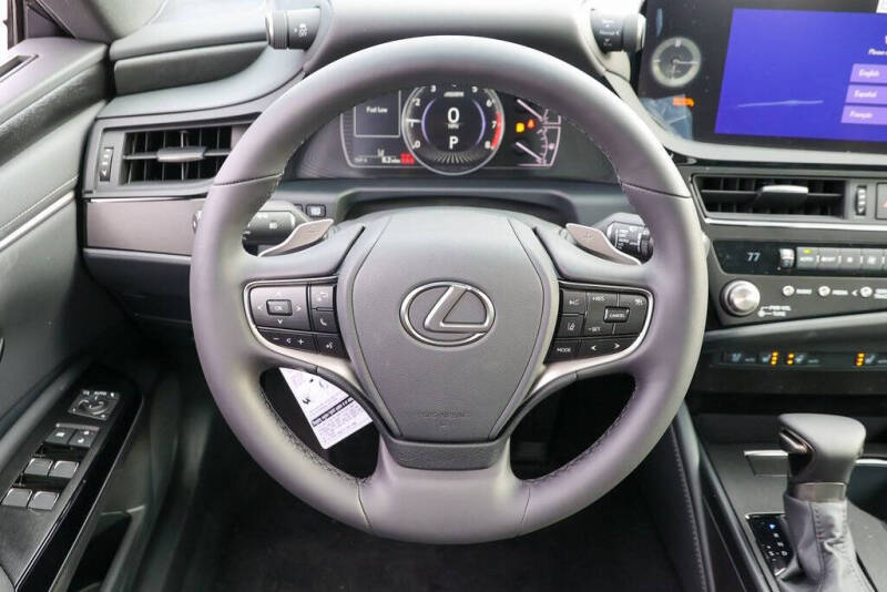 2025 Lexus ES 350