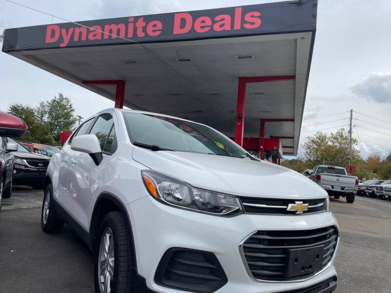 2021 Chevrolet Trax LS's photo