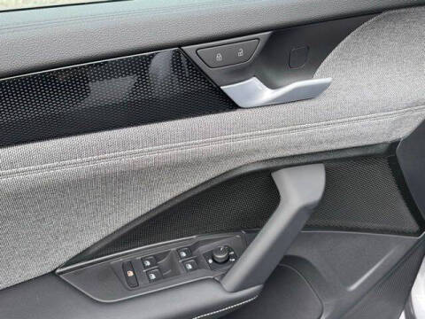 2025 Volkswagen Tiguan S 4Motion