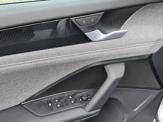 2025 Volkswagen Tiguan S 4Motion