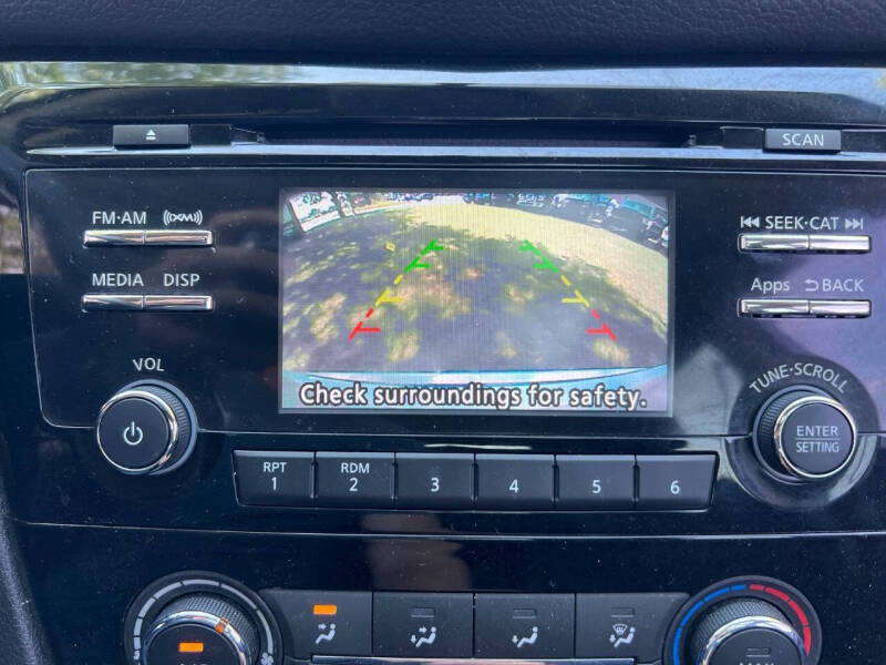 2015 Nissan Rogue SV