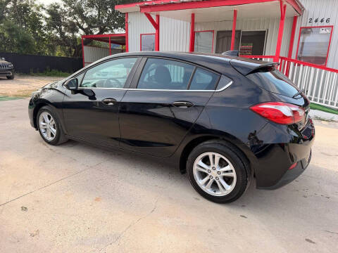 2018 Chevrolet Cruze LT Auto
