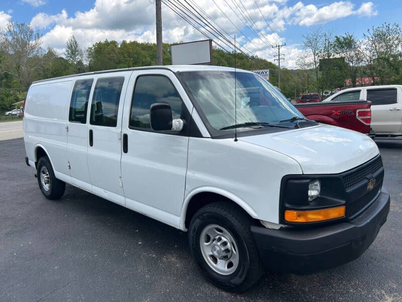 2017 Chevrolet Express 2500