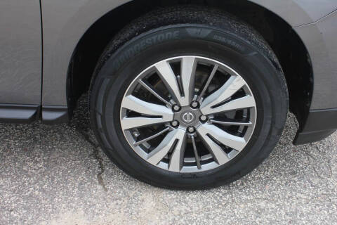 2018 Nissan Pathfinder S