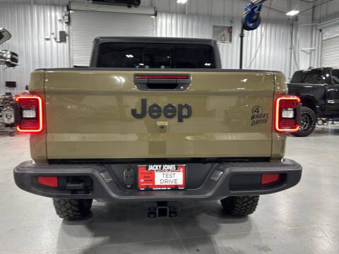 2025 Jeep Gladiator Willys