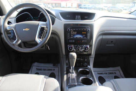 2017 Chevrolet Traverse LT