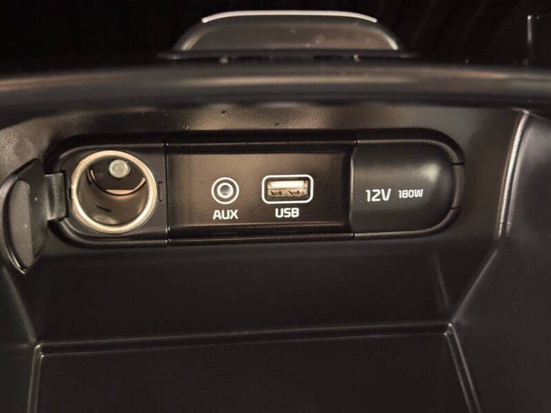 2019 Kia Sorento LX V6