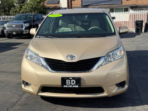 2014 Toyota Sienna LE Mobility 7-Passenger
