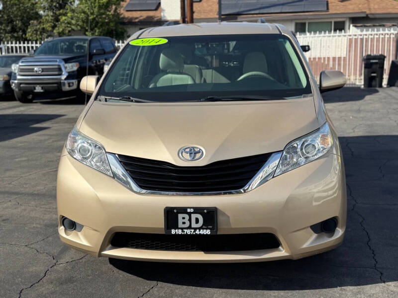 2014 Toyota Sienna LE Mobility 7-Passenger