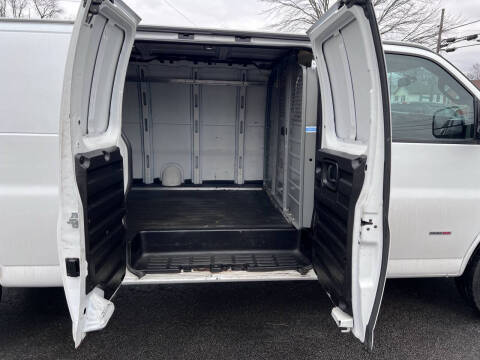 2018 GMC Savana 2500