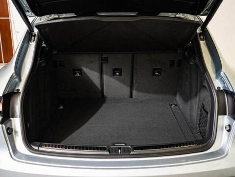 2026 Porsche Macan T