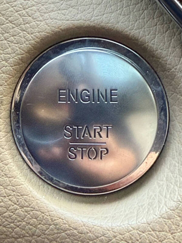 2012 Mercedes-Benz S-Class S 550 4MATIC