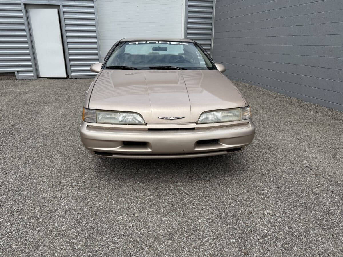 1993 Ford Thunderbird 59