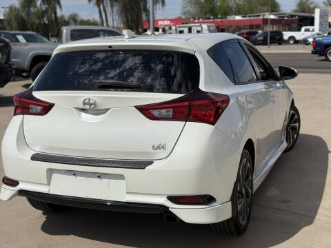 2016 Scion iM