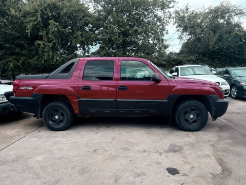 2005 Chevrolet Avalanche 1500 LS