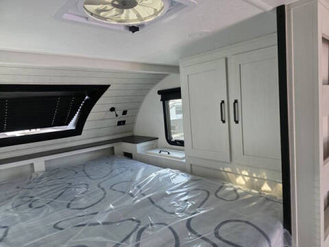 2026 Palomino BACKPACK HS2910