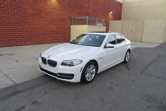 2014 BMW 5 Series for sale at The Car Vendor LLC in Bellflower, CA