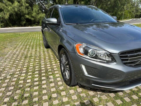 2016 Volvo XC60 T5 Drive-E Platinum