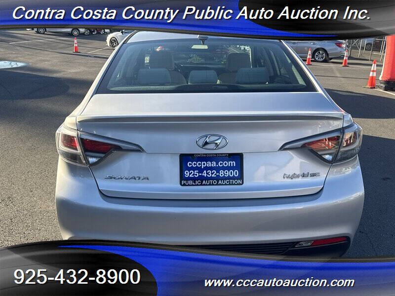 2016 Hyundai Sonata Hybrid SE