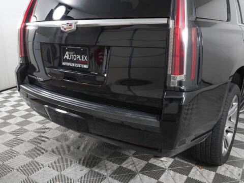 2015 Cadillac Escalade Luxury