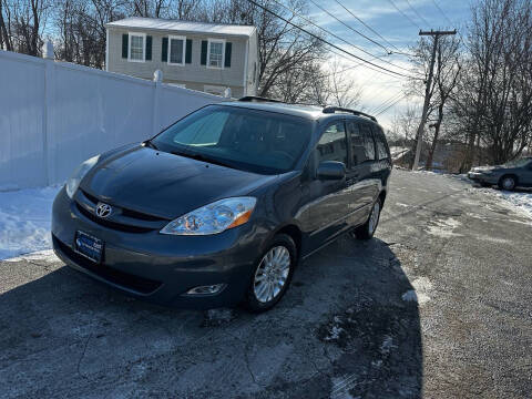 2008 Toyota Sienna for sale at MOTORS EAST in Cumberland RI