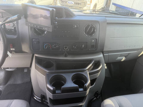 2014 Ford E-Series E-150