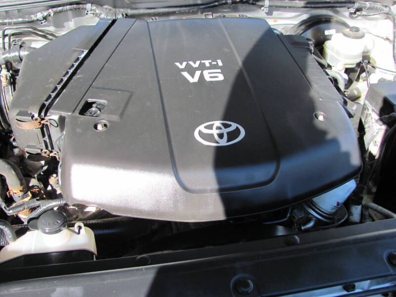 2012 Toyota Tacoma Base photo 20