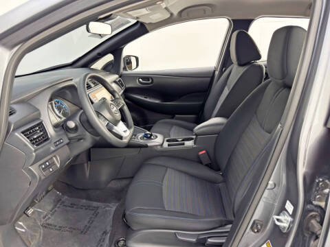 2025 Nissan LEAF S