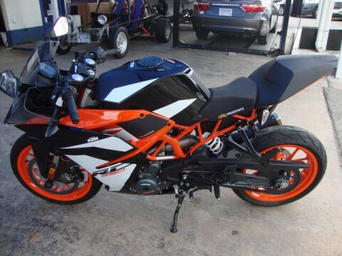 2017 KTM RC390