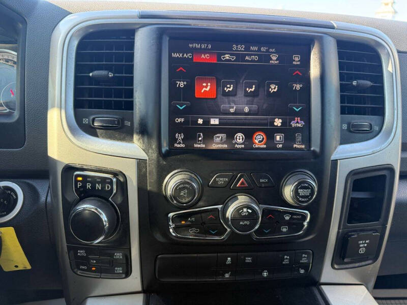 2016 RAM 1500 Big Horn