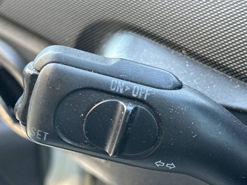 2008 Volkswagen New Beetle Triple White