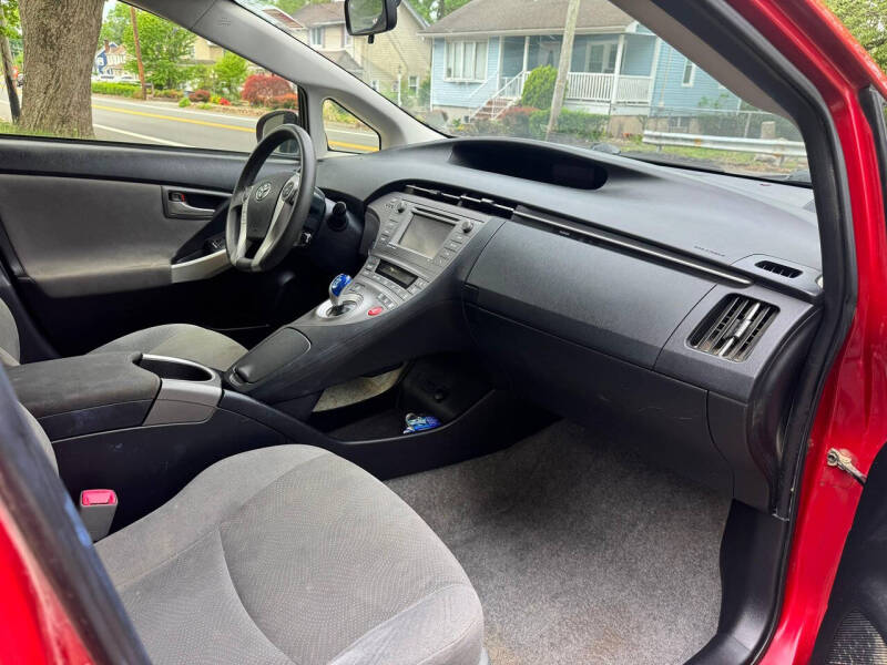 2012 Toyota Prius Three