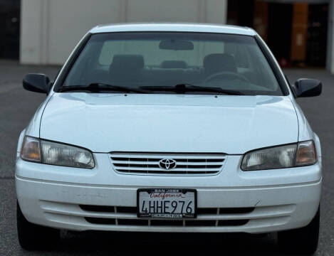 1999 Toyota Camry LE V6