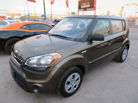 2013 Kia Soul for sale at Moving Rides in El Paso TX