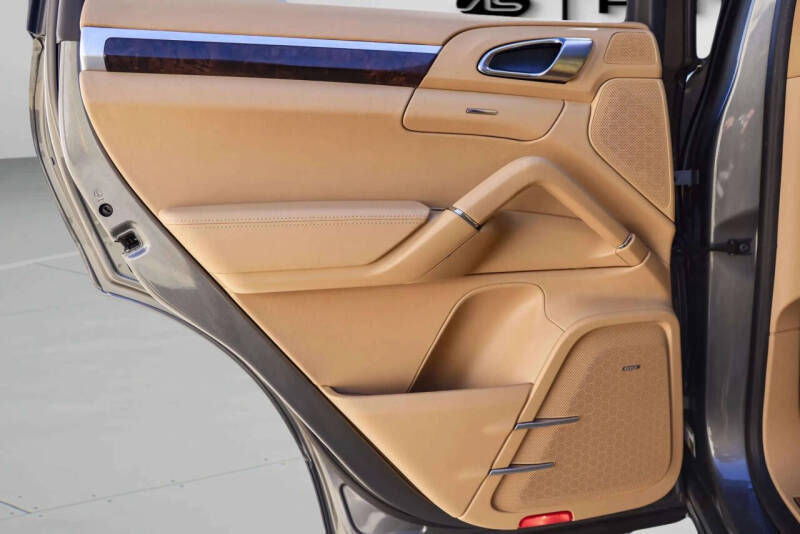 2016 Porsche Cayenne