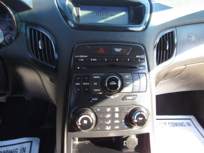 2011 Hyundai Genesis Coupe