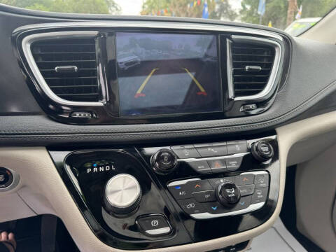 2020 Chrysler Pacifica Limited