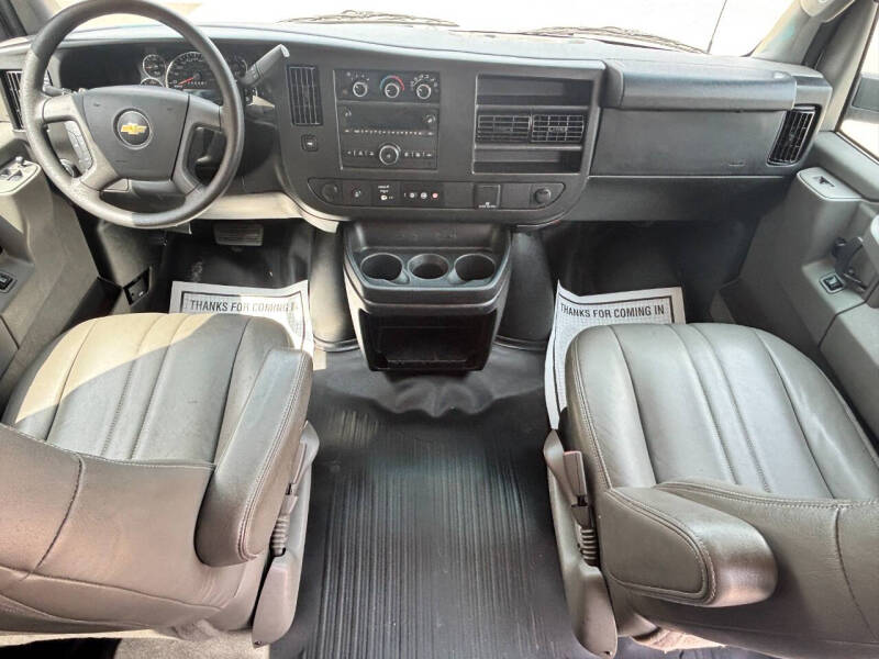 2017 Chevrolet Express LS 3500