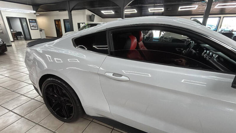 2021 Ford Mustang