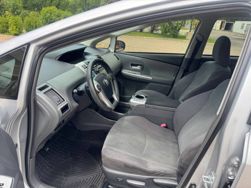 2013 Toyota Prius v