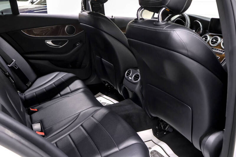 2016 Mercedes-Benz C-Class