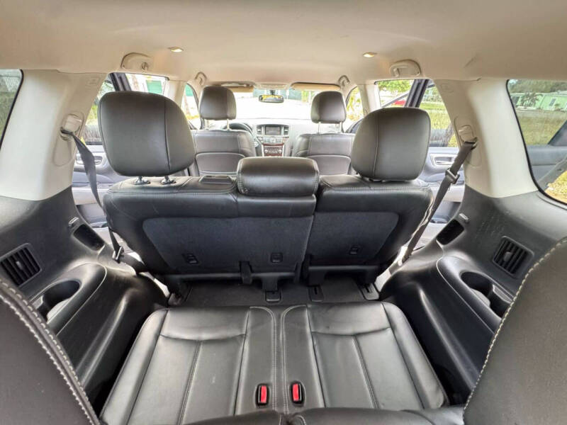 2014 Nissan Pathfinder SL