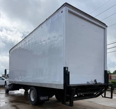2020 Freightliner M2 106