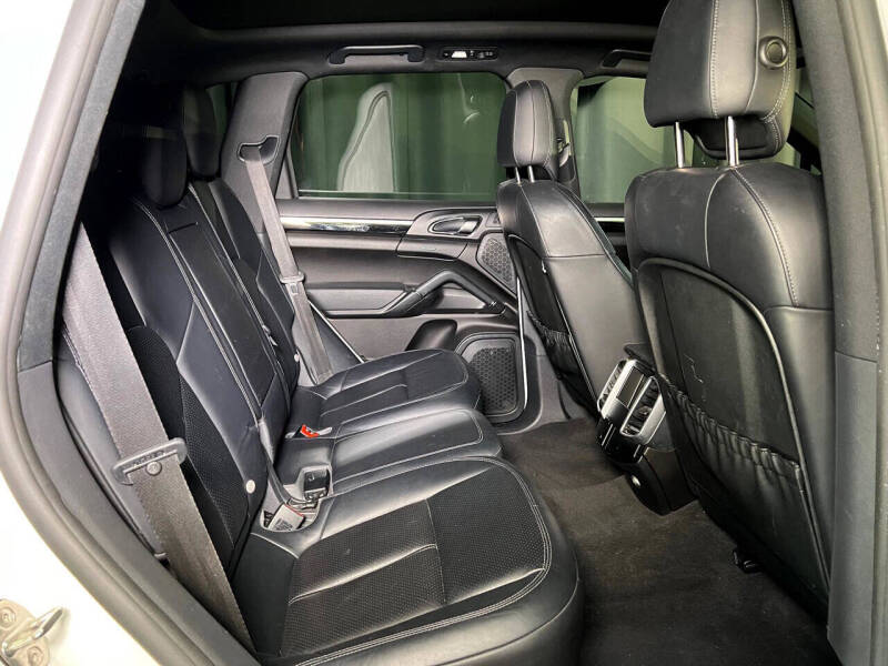 2014 Porsche Cayenne