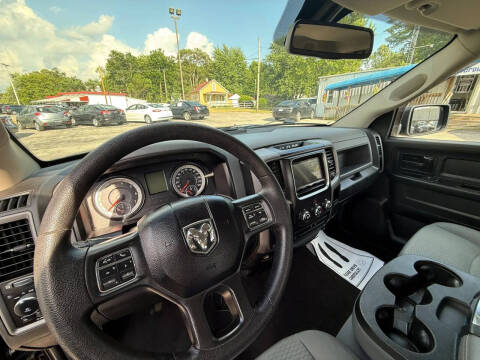 2017 RAM 1500 Express
