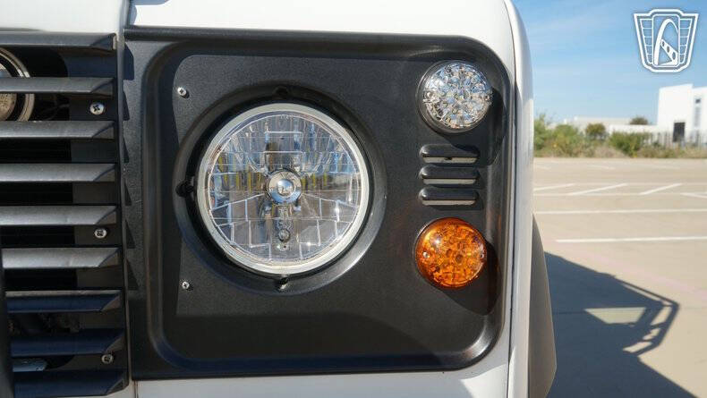 1986 Land Rover Defender