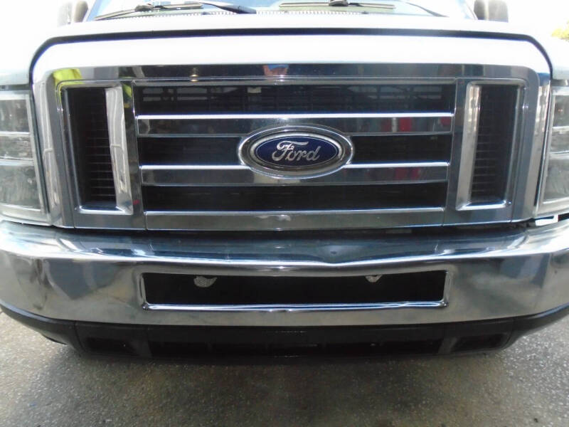 2014 Ford E-Series E-250